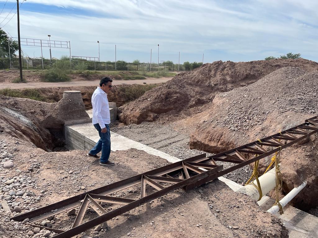 SUPERVISA PRESIDENTE MUNICIPAL TERMINACIÓN DE OBRA EN CALLE 300