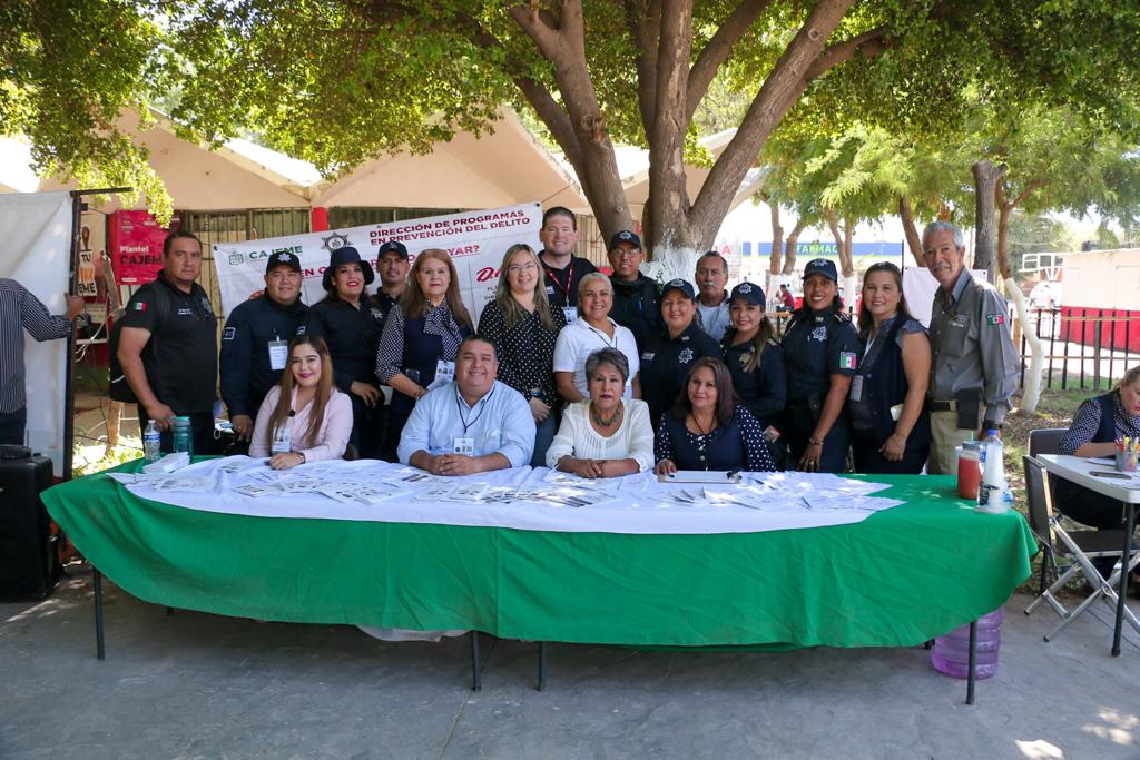 PARTICIPA POLICÍA MUNICIPAL EN BRIGADA DE SALUD EN COLONIA CONSTITUCIÓN