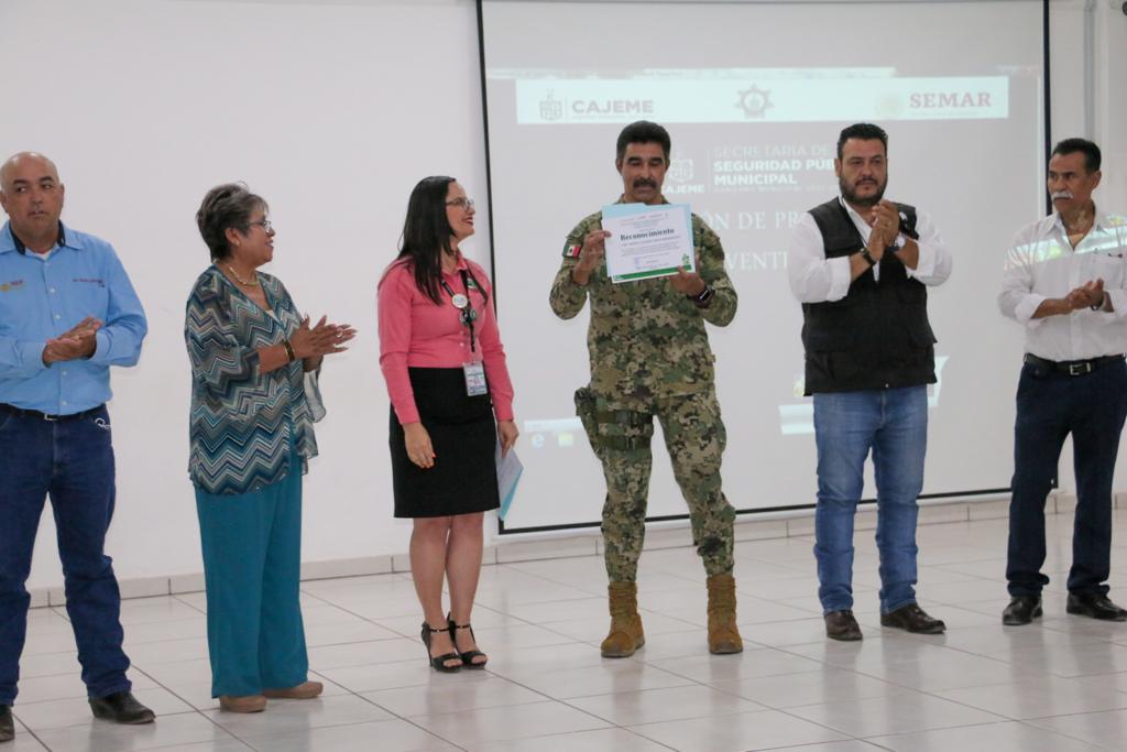 CULMINAN CON GRAN ÉXITO PLÁTICAS PREVENTIVAS EN CBTA 197