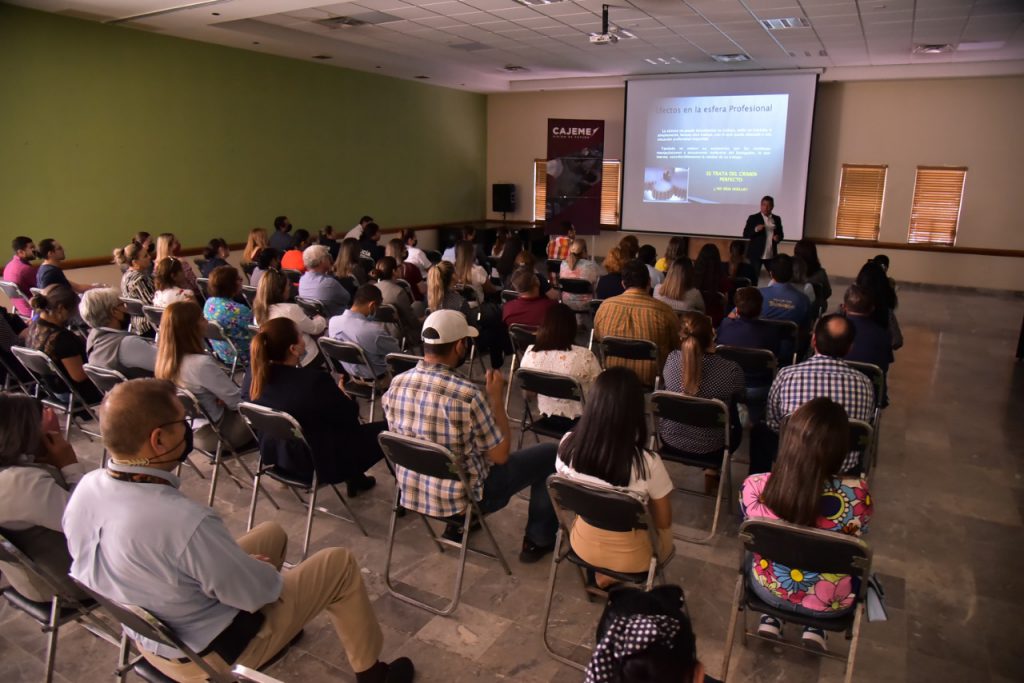 IMPARTEN CURSO SOBRE ACOSO LABORAL Y SEXUAL A EMPLEADOS DEL AYUNTAMIENTO DE CAJEME