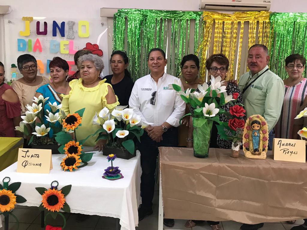 CLAUSURAN CON ÉXITO TALLER DE MANUALIDADES EN CENTRO DE PARTICIPACIÓN COMUNITARIA EN LA COLONIA LIBERTAD