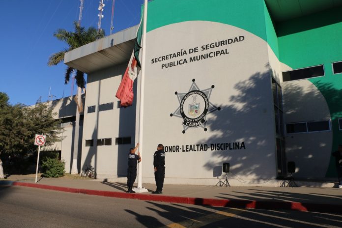 DIFUNDE SSPM VALORES CÍVICOS CON IZAMIENTO DE BANDERA