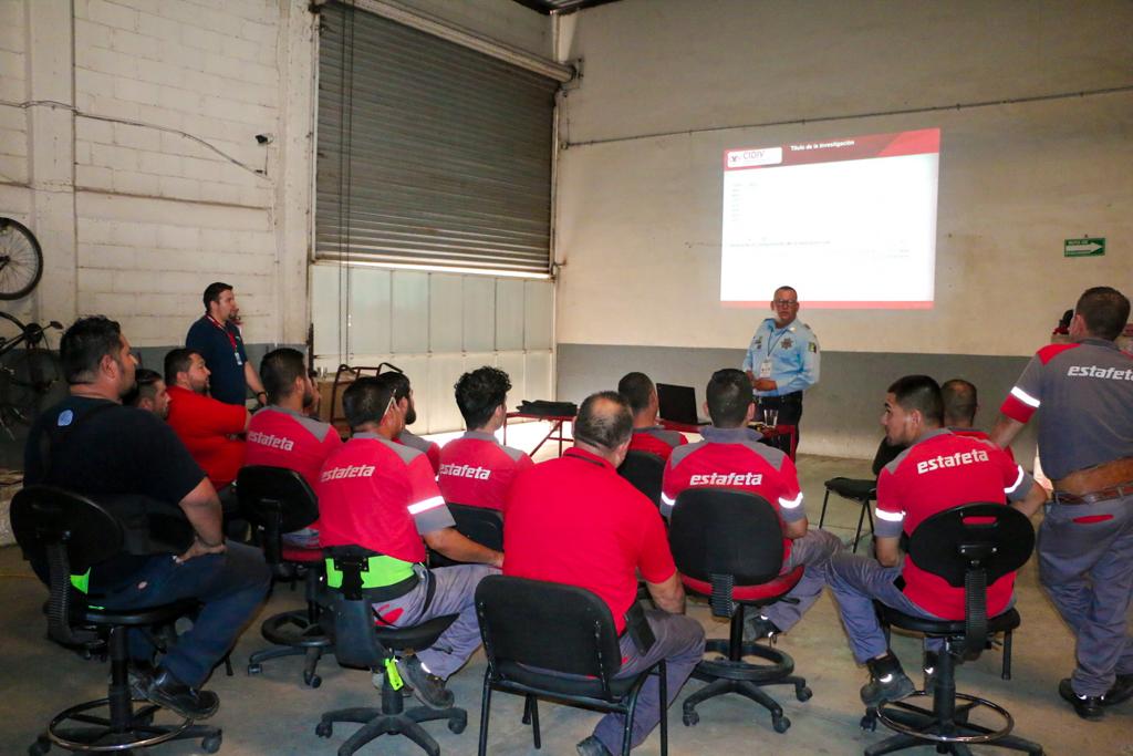 BRINDA TRÁNSITO MUNICIPAL CURSO DE MANEJO A LA DEFENSIVA A EMPRESA