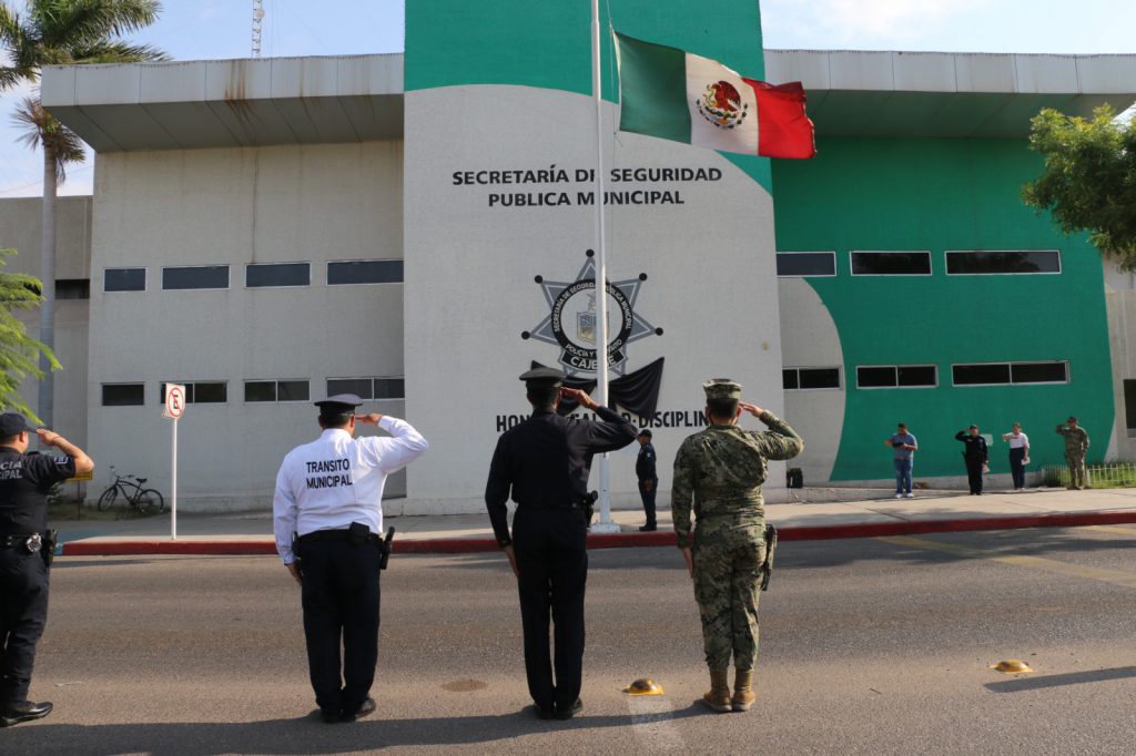 CONMEMORAN LUNES CÍVICO EN LA SSPM