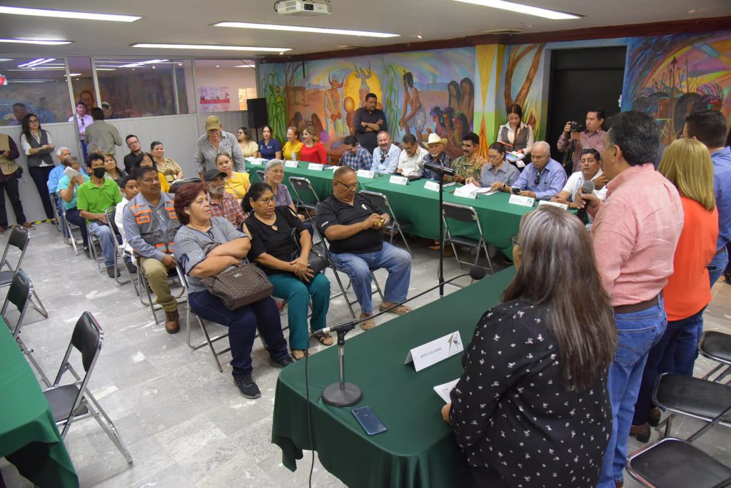 BENEFICIA PRESIDENTE MUNICIPAL A FAMILIAS DE CAJEME