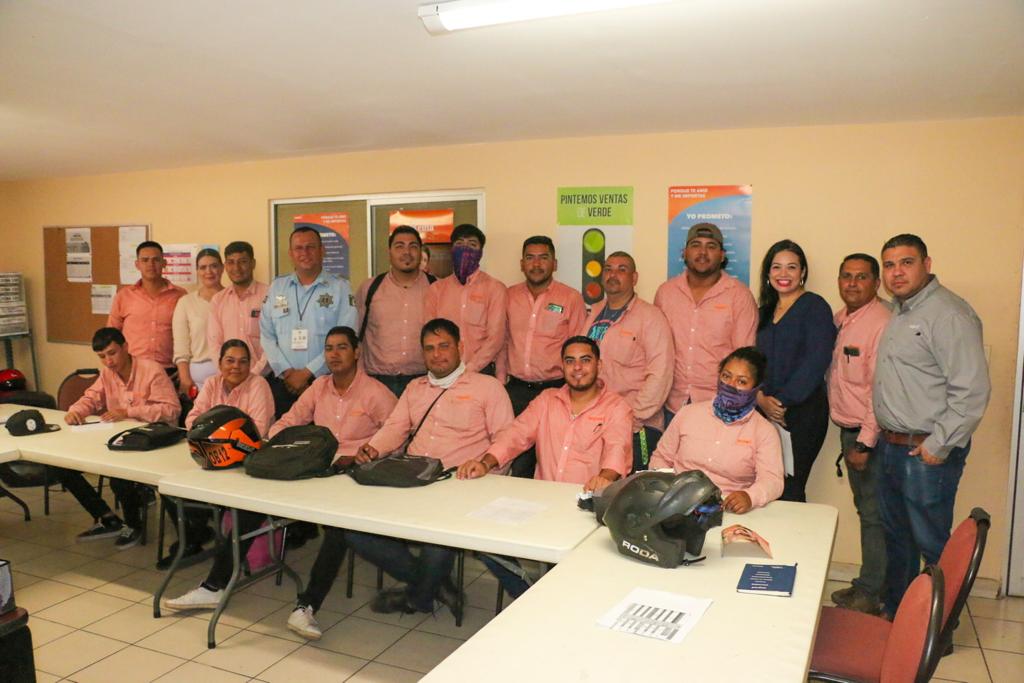 IMPARTE TRÁNSITO MUNICIPAL CURSO SOBRE MANEJO DEFENSIVO