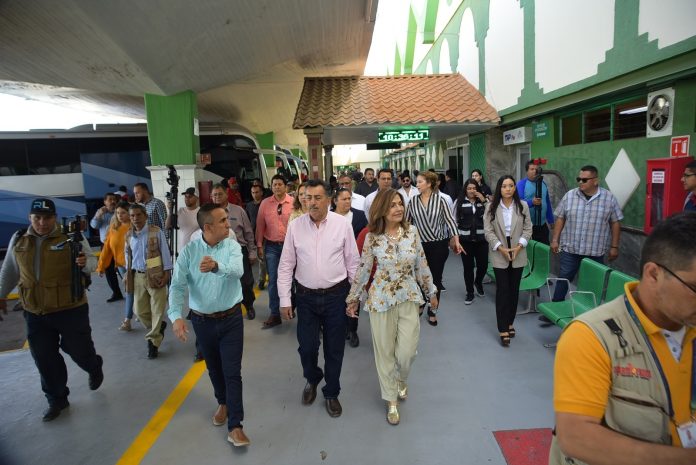 CONSTATA ALCALDE MEJORAS EN EMBELLECIMIENTO Y FUNCIONALIDAD DE CENTRAL DE AUTOBUSES