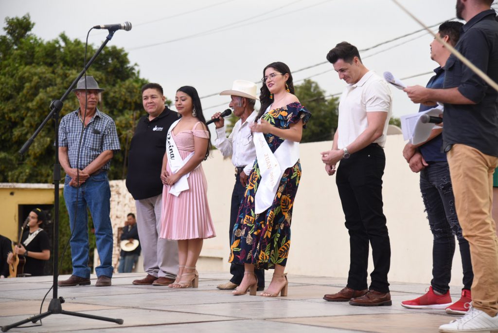 CON CONCURSO DE CANTO PONEN EN MARCHA LA TRADICIONAL FERIA DE SAN JUAN EN CÓCORIT