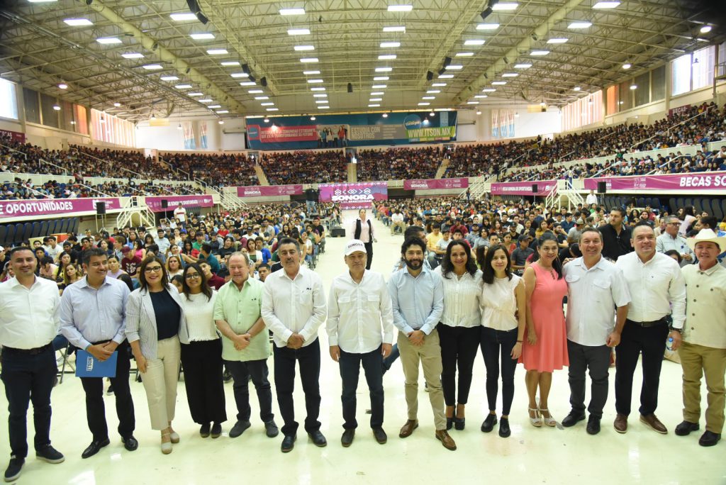 REALIZA LAMARQUE CANO JORNADA DE TRABAJO JUNTO A GOBERNADOR ALFONSO DURAZO