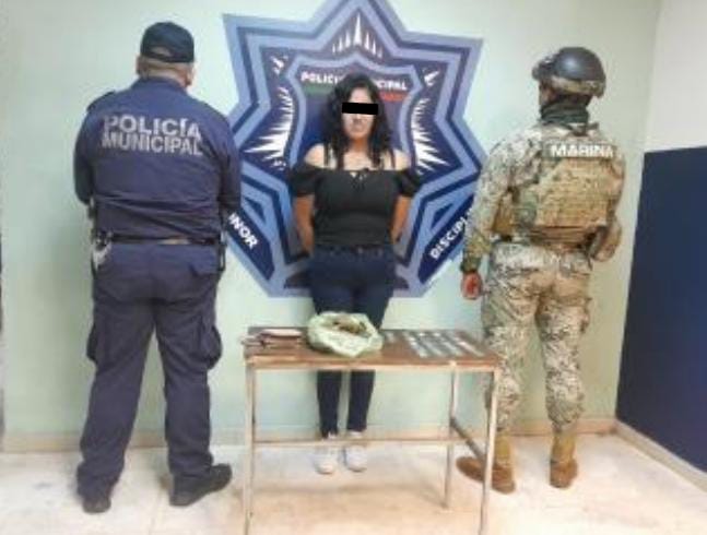 CAPTURA SSPM A MUJER CON DROGAS EN LA COLONIA LAS CORTINAS