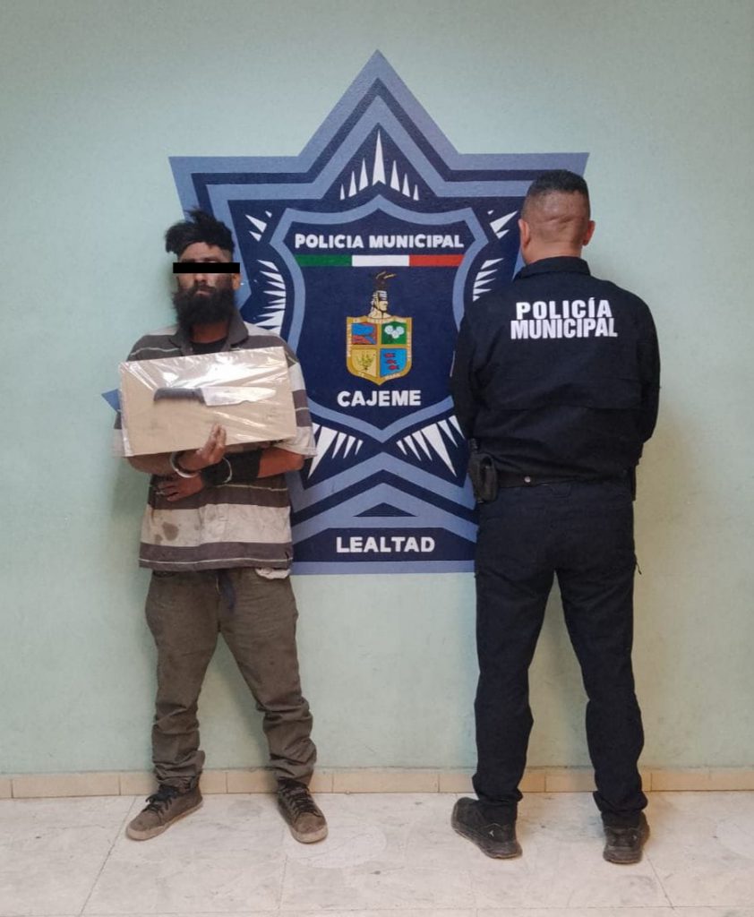 AGENTES DE LA SSPM DETIENEN A UN HOMBRE POR PORTACIÓN DE ARMA PROHIBIDA