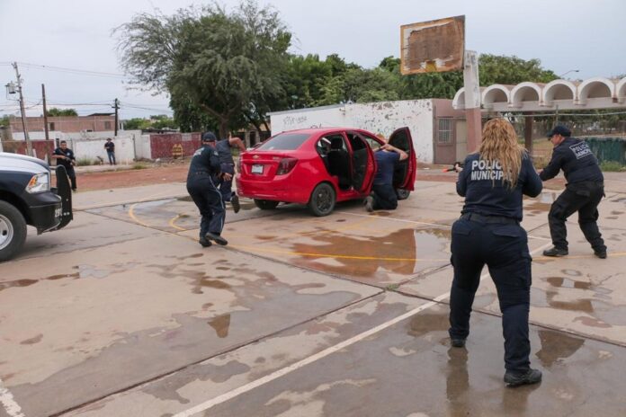 ACADEMIA DE POLICÍA MUNICIPAL CAPACITA A LAS Y LOS AGENTES EN COMPETENCIAS BÁSICAS