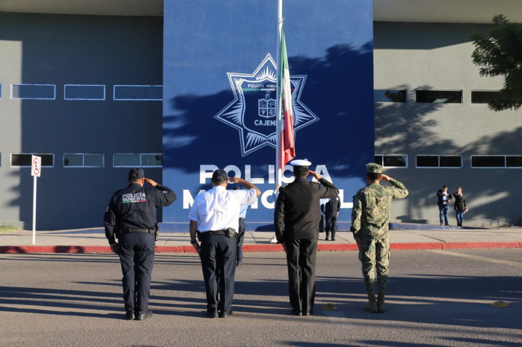 LLEVAN A CABO EN LA CORPORACIÓN POLICIAL LUNES CÍVICO