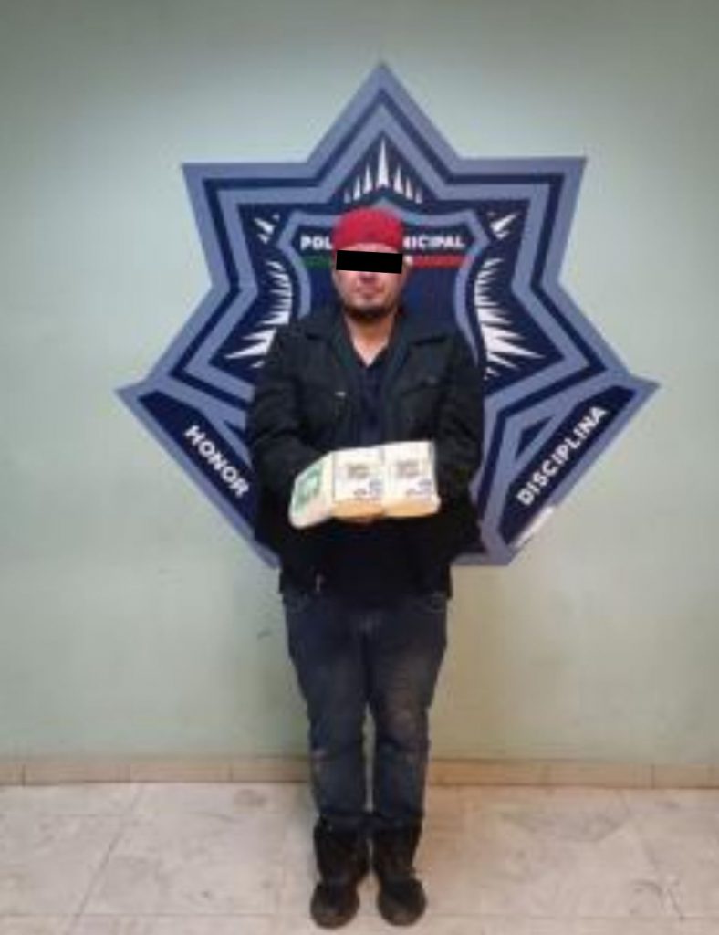 FUE DETENIDO UN HOMBRE POR ELEMENTOS DE LA SSPM POR ROBO A COMERCIO