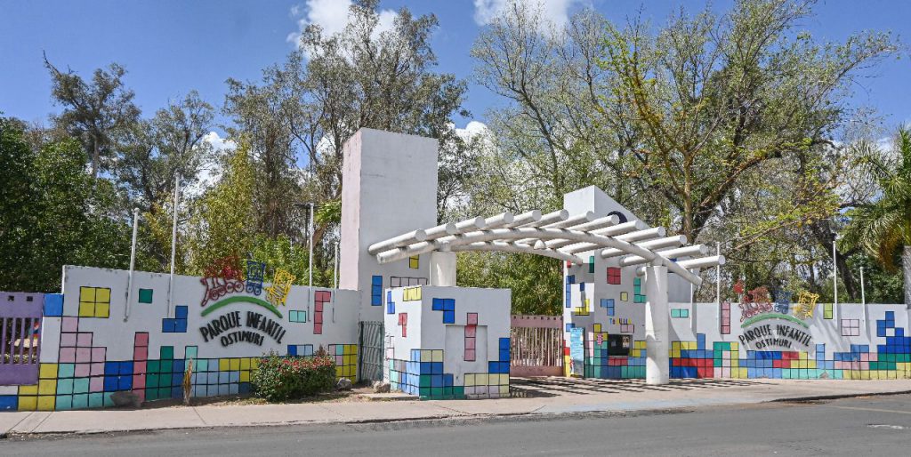 LISTO PARQUE INFANTIL OSTIMURI PARA RECIBIR A FAMILIAS DURANTE SEMANA SANTA