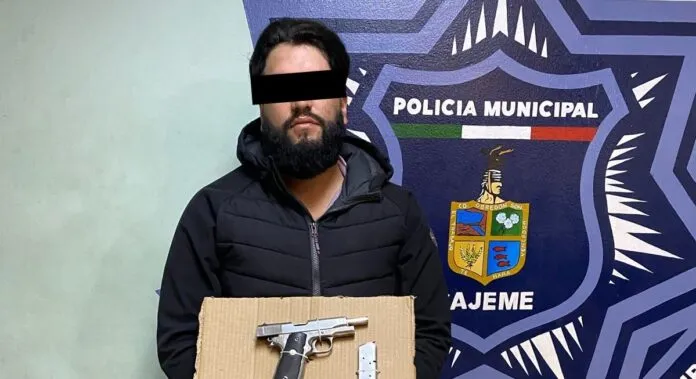 RECUPERA SSPM VEHÍCULO ROBADO, HAY UN DETENIDO CON ARMA DE FUEGO