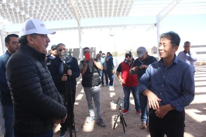 LAMARQUE CANO REALIZA RECORRIDO EN LA CONSTRUCCIÓN DE LA EMPRESA DE AUTOPARTES KYUNGSHIN