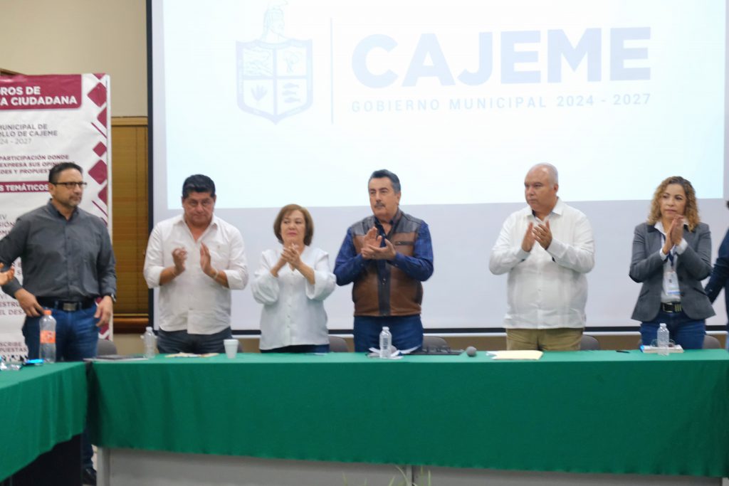 CLAUSURA PRESIDENTE JAVIER LAMARQUE FOROS DE CONSULTA CIUDADANA CON MIRAS A ELABORAR EL PLAN MUNICIPAL DE DESARROLLO 24-27 DE CAJEME