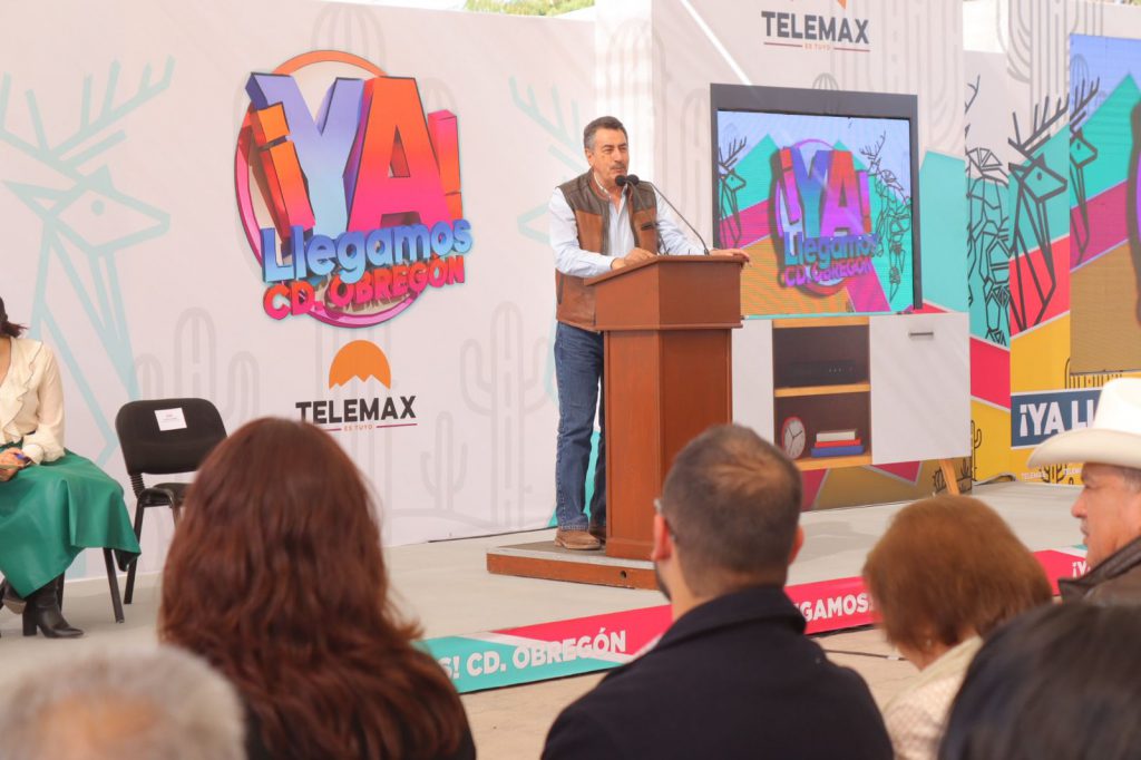 ENCABEZAN ALFONSO DURAZO Y JAVIER LAMARQUE EL LANZAMIENTO DE LA SEÑAL TELEMAX EN CIUDAD OBREGÓN