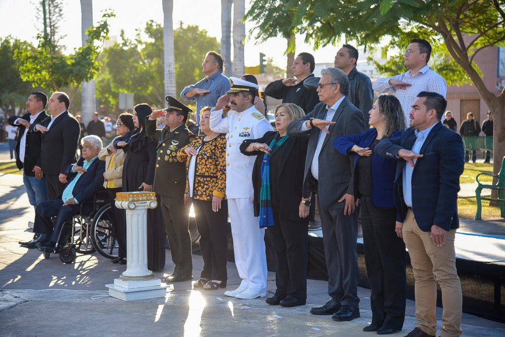 DISFRUTAN CAJEMENSES DESFILE CONMEMORATIVO AL 114 ANIVERSARIO DE LA REVOLUCIÓN MEXICANA