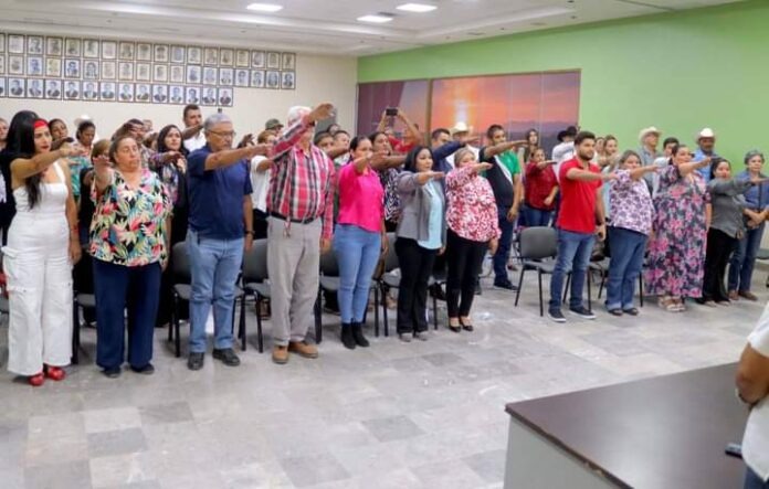 LLAMA ALCALDE A TITULARES DE COMISARÍAS Y DELEGACIONES A TRABAJAR EN BENEFICIO DE LA POBLACIÓN CON ESTRICTO APEGO AL REGLAMENTO MUNICIPAL