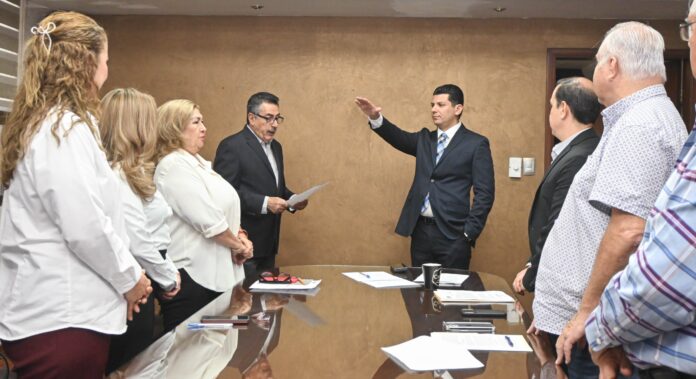 TOMA PROTESTA ALCALDE DE CAJEME A DIRECTOR GENERAL DE LA PROMOTORA INMOBILIARIA