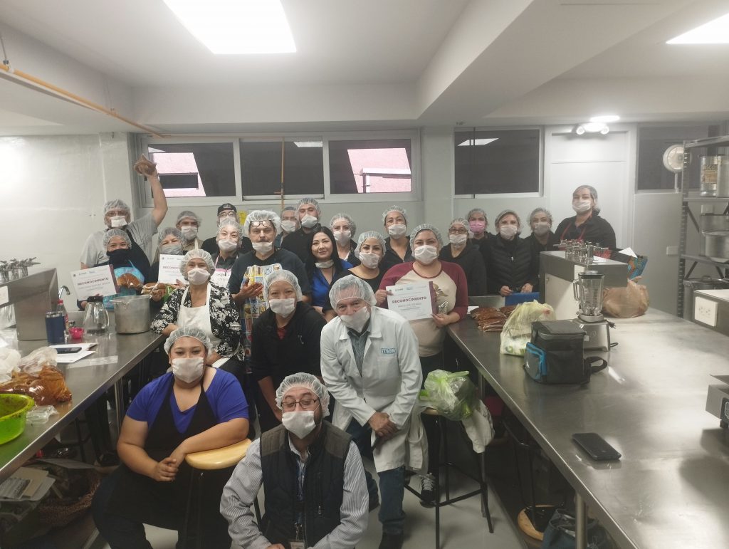 CON ÉXITO SE REALIZÓ EL TALLER DE ELABORACIÓN DE CHORIZO ARTESANAL EN CAJEME