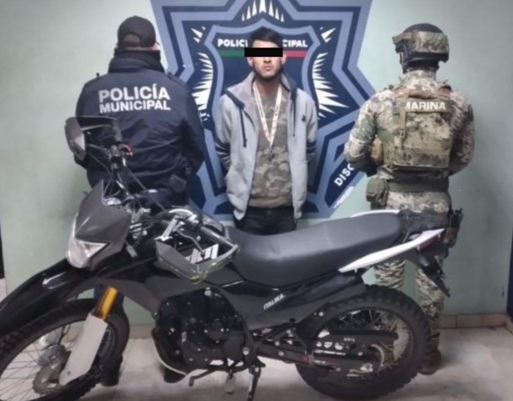 DETIENEN A DOS PRESUNTOS POR ROBO CON VIOLENCIA A PERSONA EN CAJEME