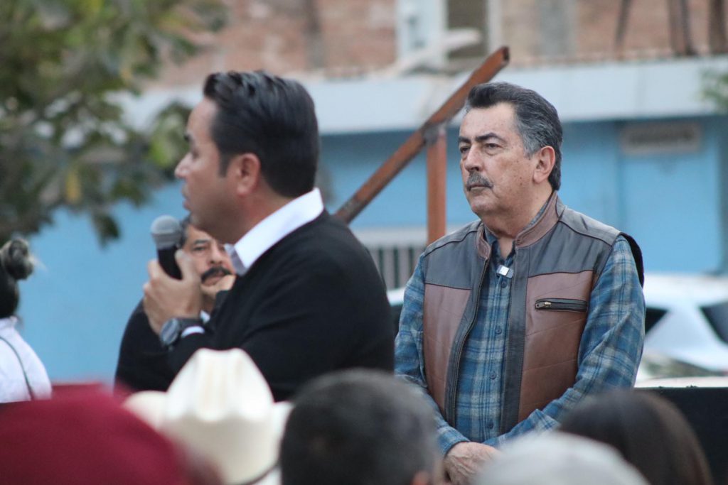 ACOMPAÑA ALCALDE JAVIER LAMARQUE A SENADOR HERIBERTO AGUILAR EN ASAMBLEA INFORMATIVA EN CAJEME