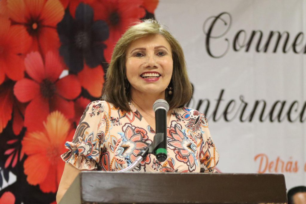 EN EL MARCO DEL DÍA INTERNACIONAL DE LA MUJER RECONOCE LAMARQUE A MAESTRAS DE CAJEME POR SU ENTREGA A LA EDUCACIÓN