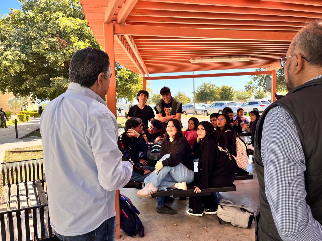 COADYUVARÁ JAVIER LAMARQUE EN MEJORAS PARA INFRAESTRUCTURA EN UNISON CAMPUS CAJEME